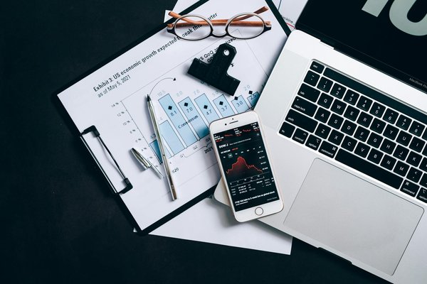 Unlocking the connection: how urban green spaces influence real estate values